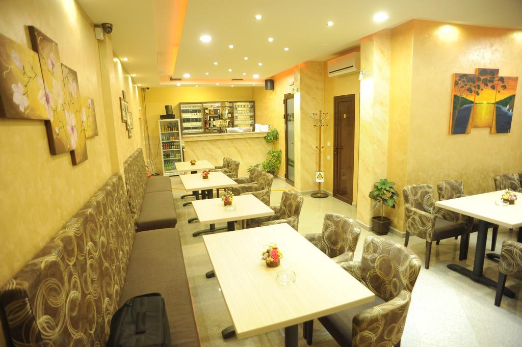 Garni Hotel Laguna Lux Nis Exterior photo