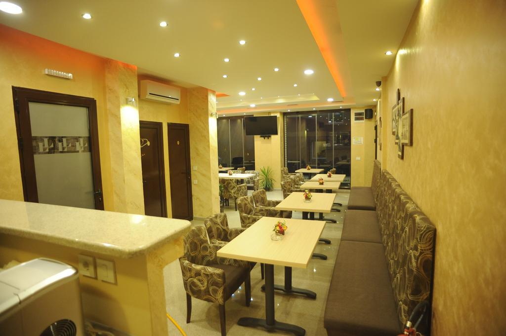 Garni Hotel Laguna Lux Nis Exterior photo